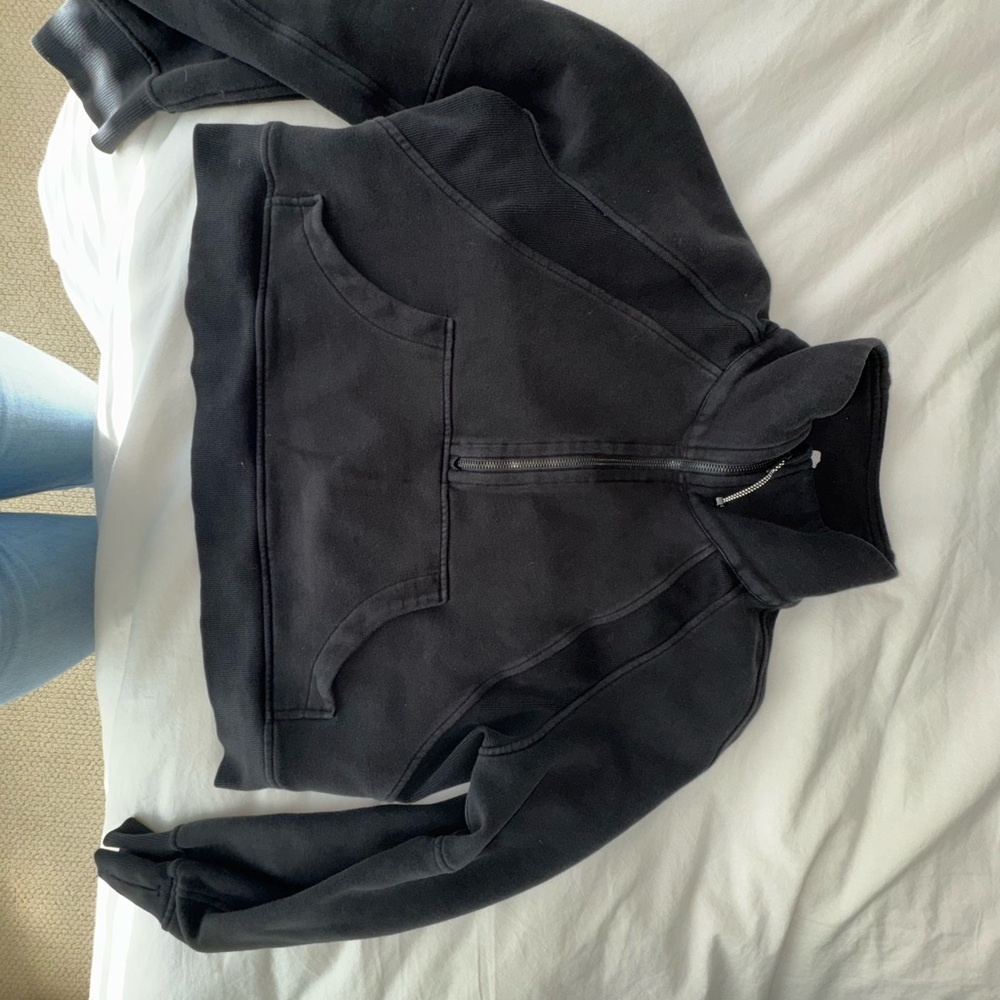 Lululemon Athletica Charcoal Half-Zip Pullover cropped